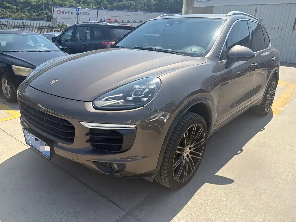 Porsche Cayenne 2015
