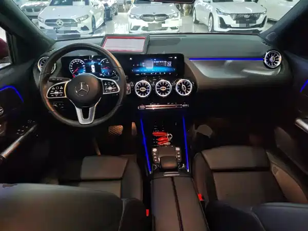 Mercedes-Benz GLA 2020