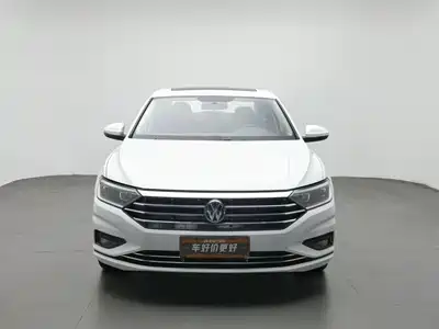 Volkswagen Sagitar 2022