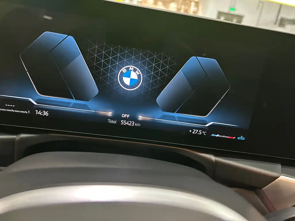 BMW 3 Series 2023 — фото 10