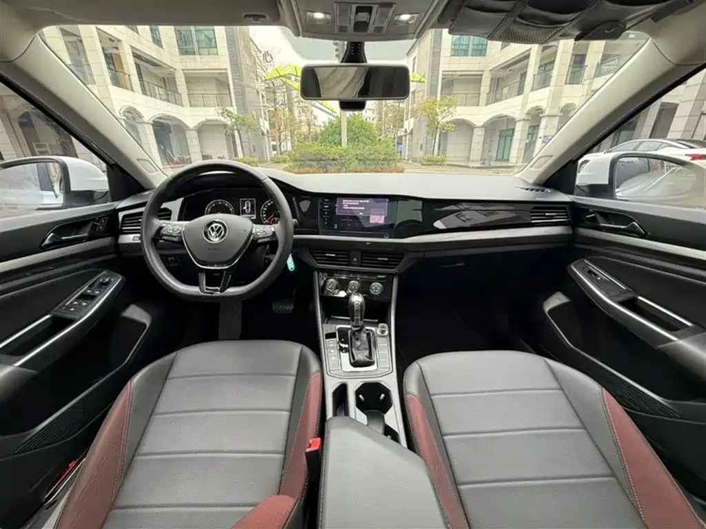 Volkswagen Bora 2021