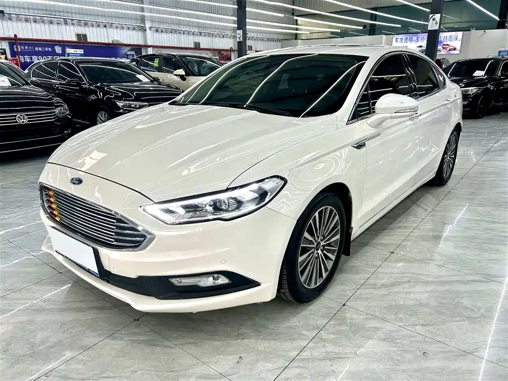 Ford Mondeo 2018 — фото 1