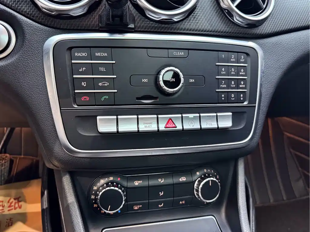 Mercedes-Benz GLA 2019 — фото 16