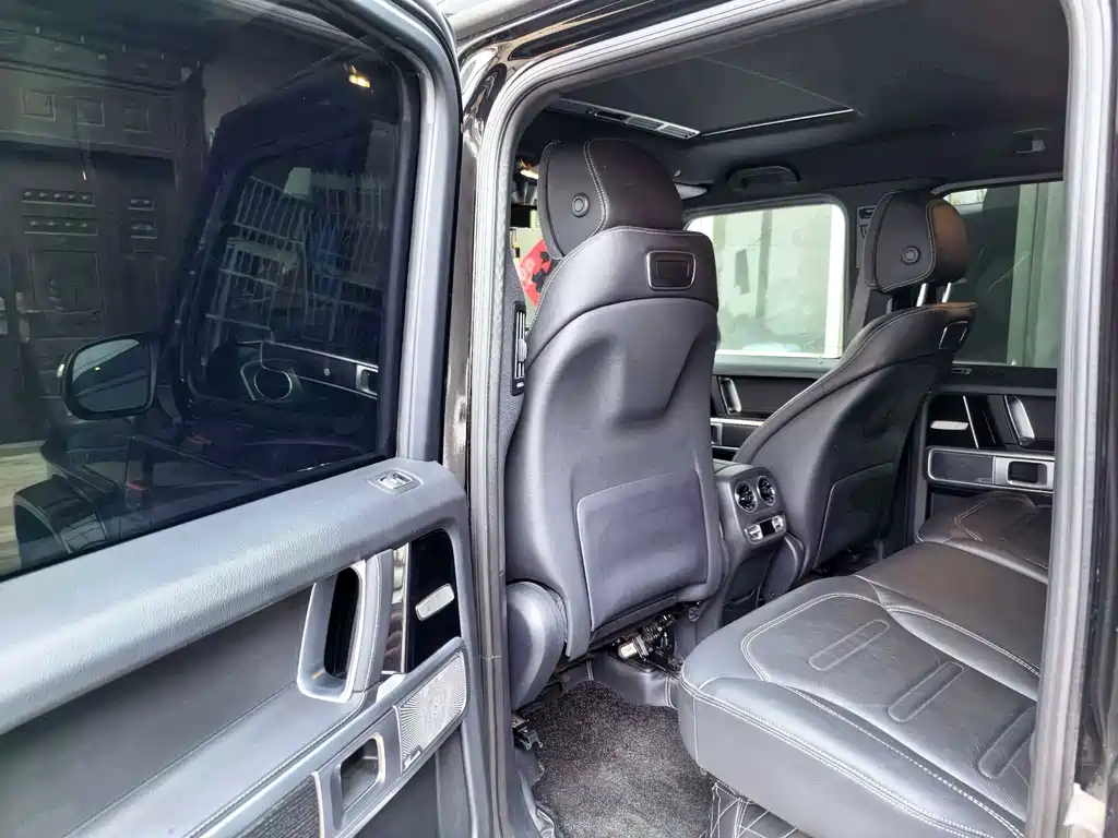 Mercedes-Benz G-Class 2023