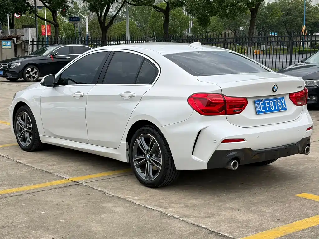 BMW 1 Series 2022