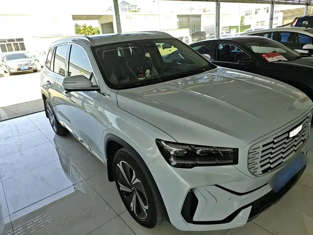 Geely Xingyue L 2022 — фото 22