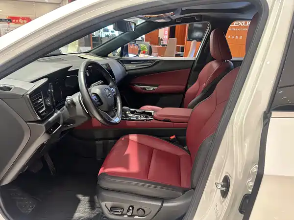 Lexus NX 2022