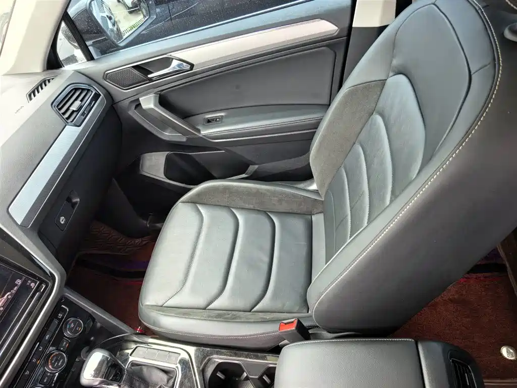 Volkswagen Tiguan L 2019 — фото 11