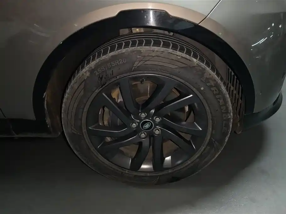 Land Rover Discovery 2021