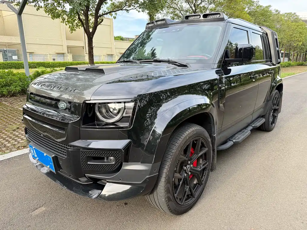 Land Rover Defender 2023 — фото 1