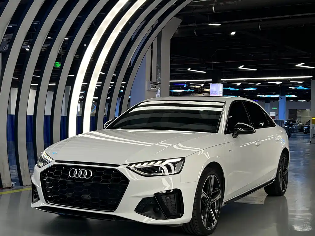 Audi A4L 2025