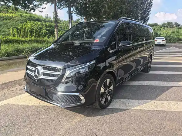 Mercedes-Benz V-Class 2023