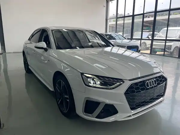 Audi A4L 2022