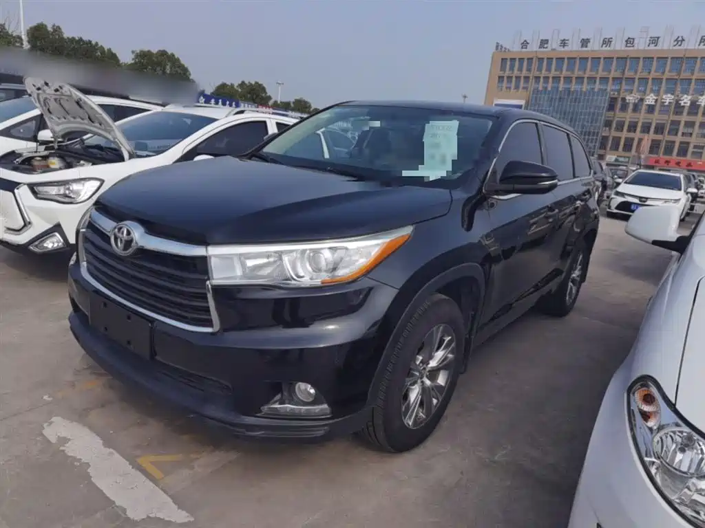 Toyota Highlander 2017 — фото 2