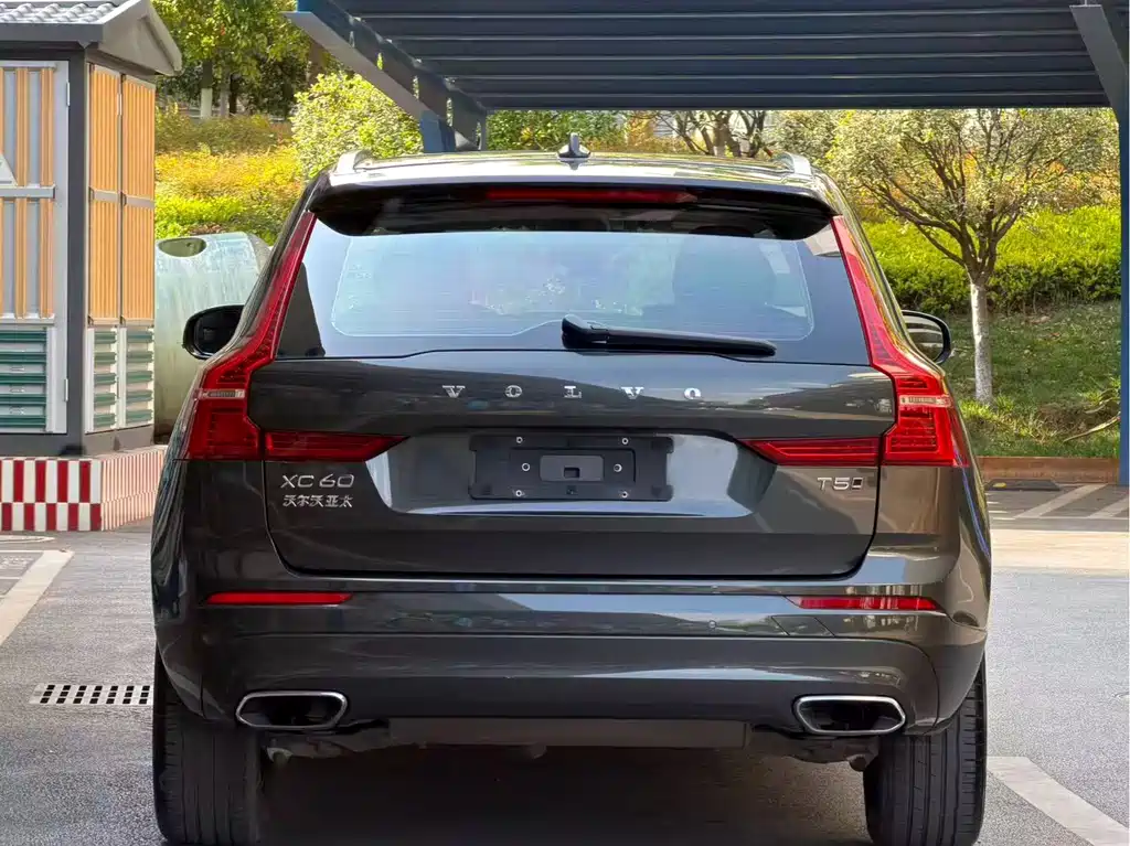 Volvo XC60 2019 — фото 6
