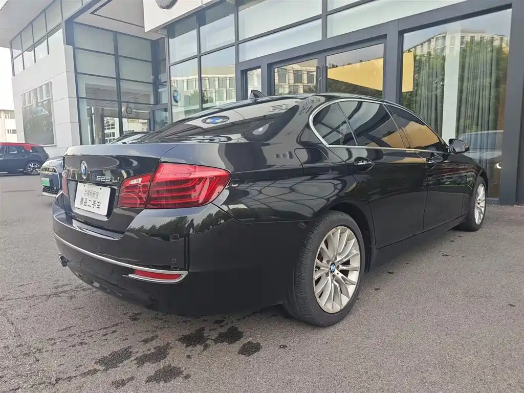 BMW 5 Series 2016