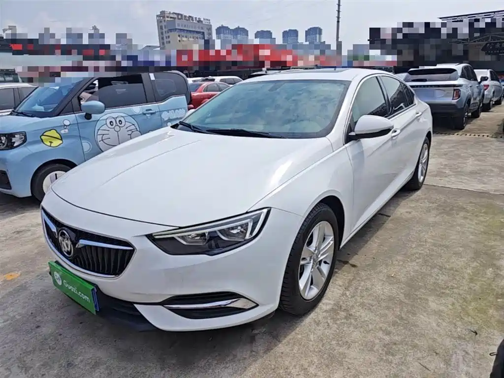 Buick Regal 2019 — фото 1