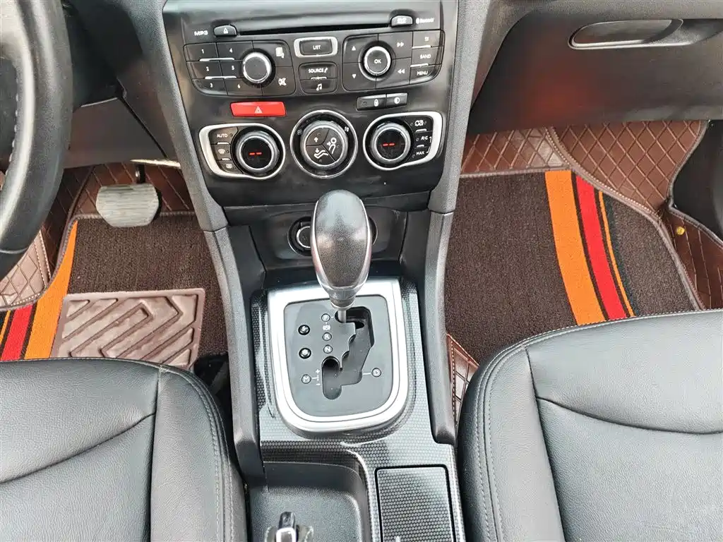Citroen C4L 2015 — фото 14