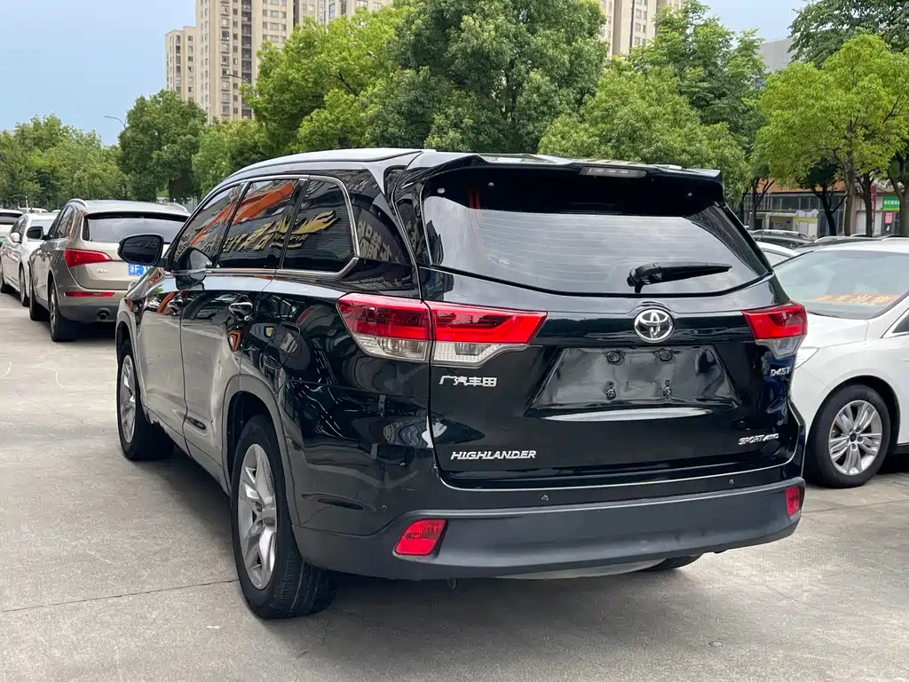 Toyota Highlander 2020