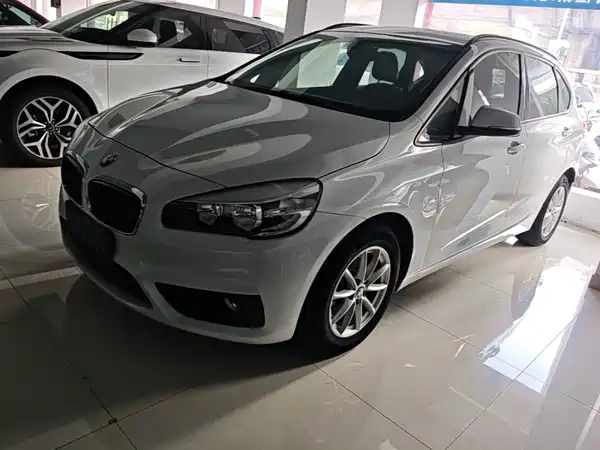 BMW 2 Series Station Wagon 2017