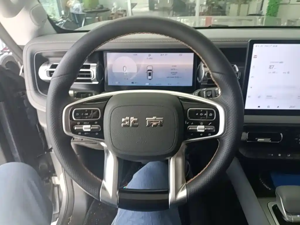 BAIC BJ40 Extended Range 2025 — фото 11