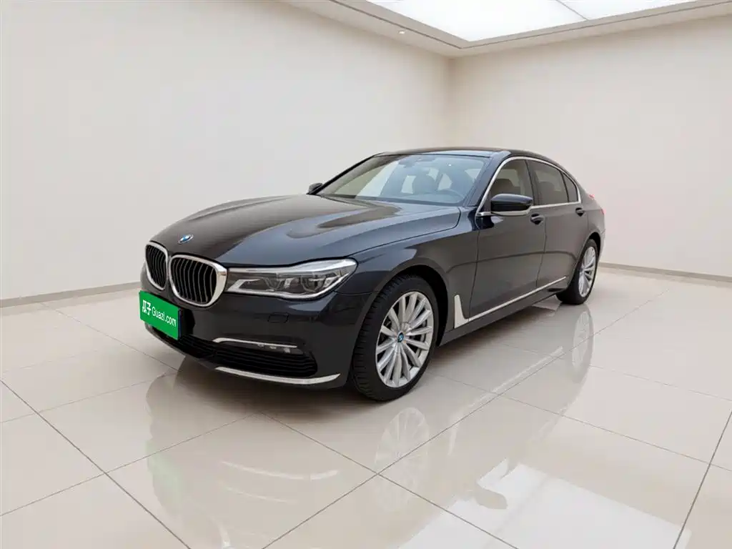 BMW 7 Series 2017 — фото 2