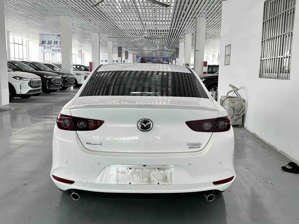 Mazda 3 Axela 2021