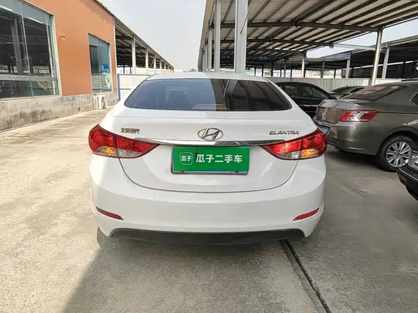 Hyundai Elantra Langdong 2014