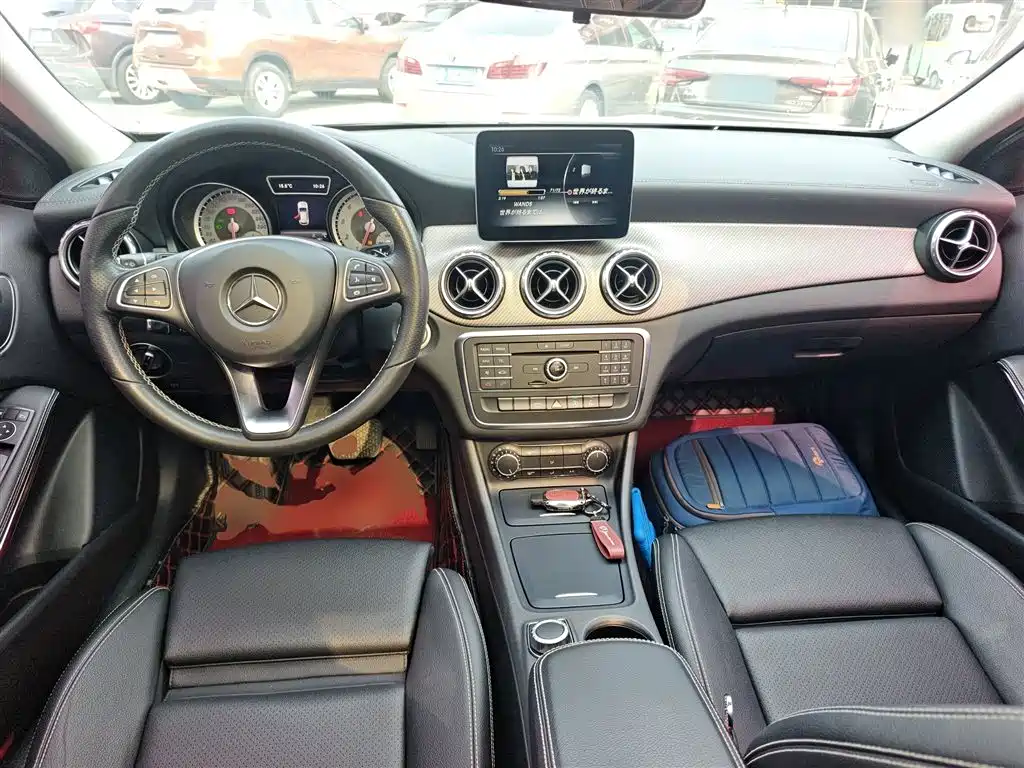 Mercedes-Benz GLA 2017 — фото 10