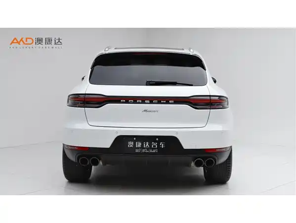 Porsche Macan 2021