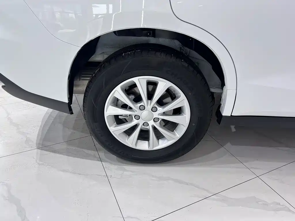 Haval M6 2023 — фото 19