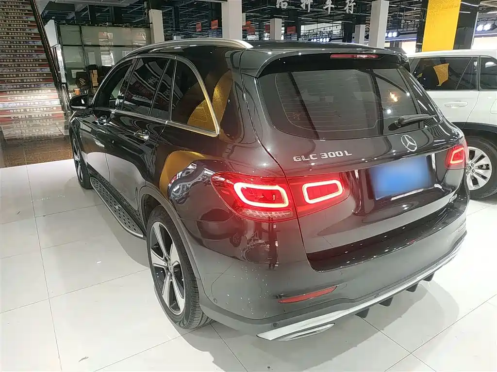 Mercedes-Benz GLC 2023 — фото 21