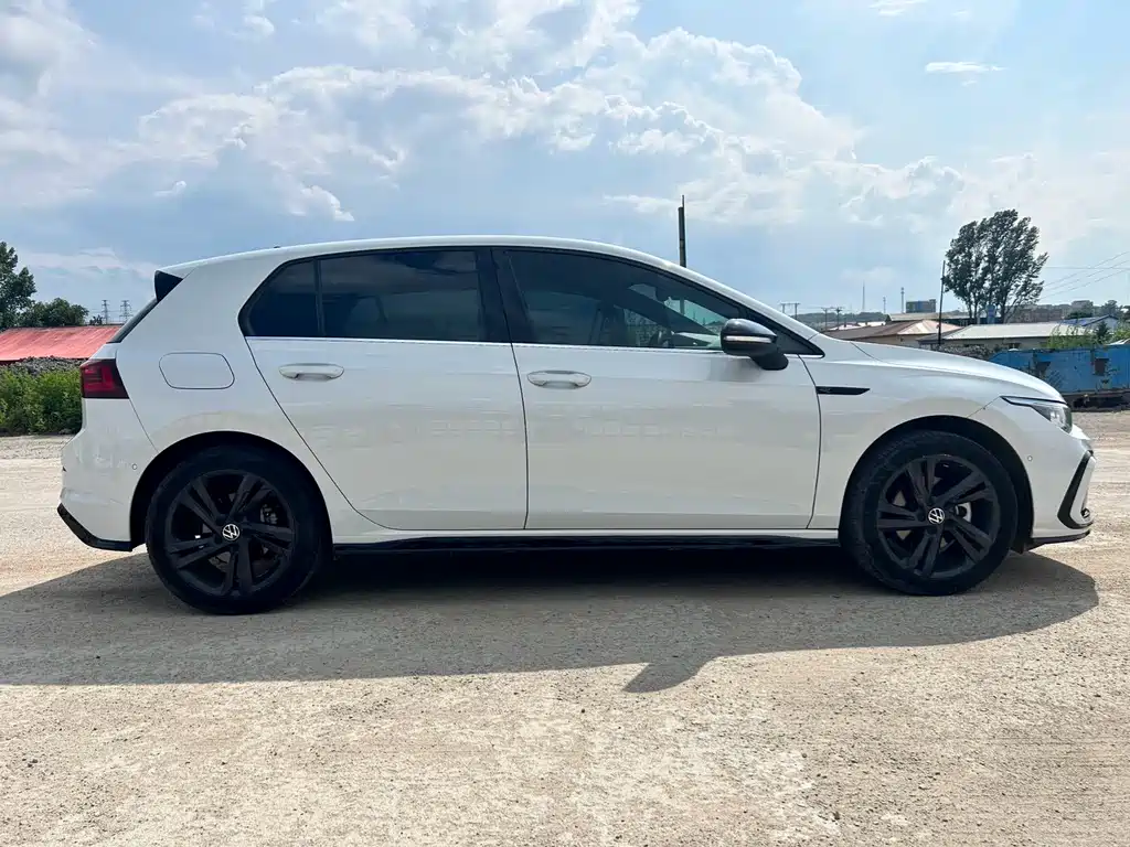 Volkswagen Golf 2022