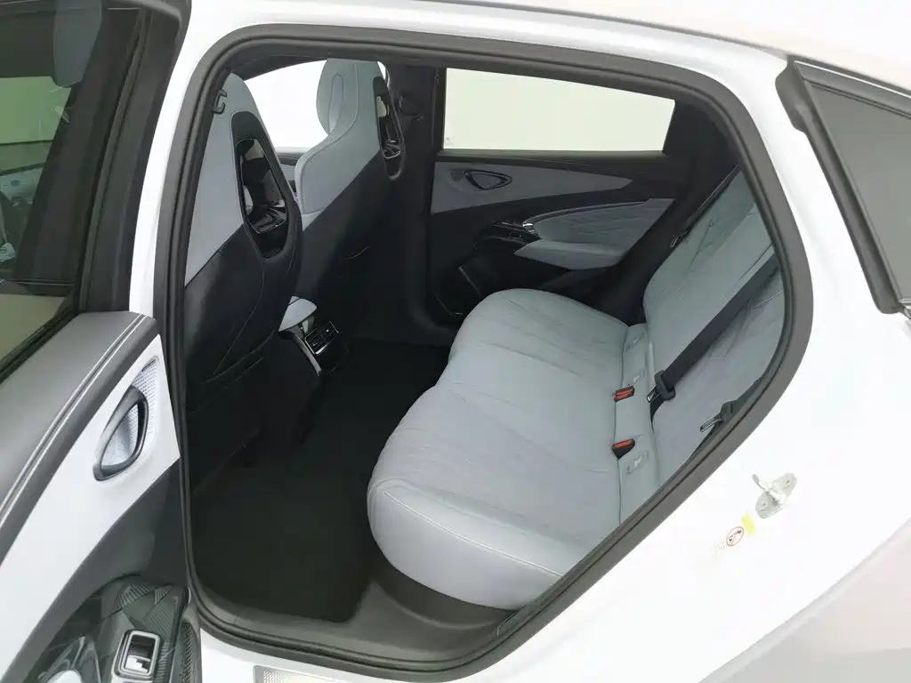 BYD Seal 2024 — фото 15