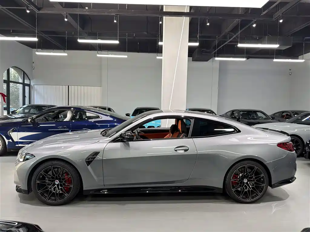 BMW M4 2024
