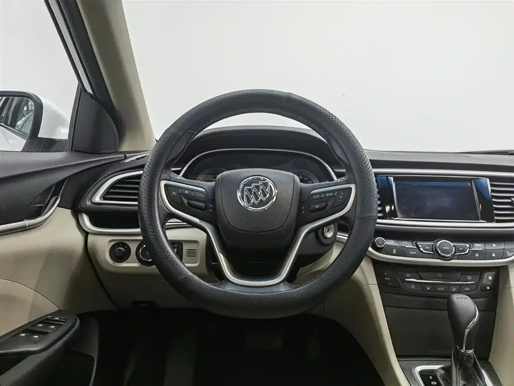 Buick Excelle 2020 — фото 11
