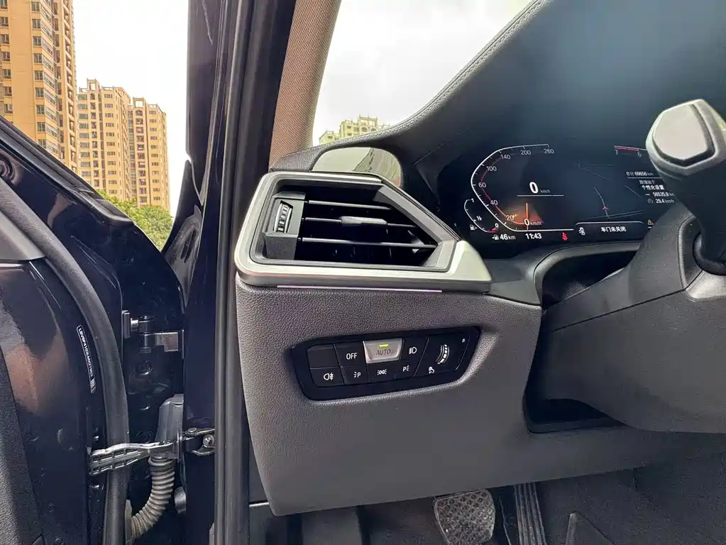 BMW 3 Series 2020 — фото 10