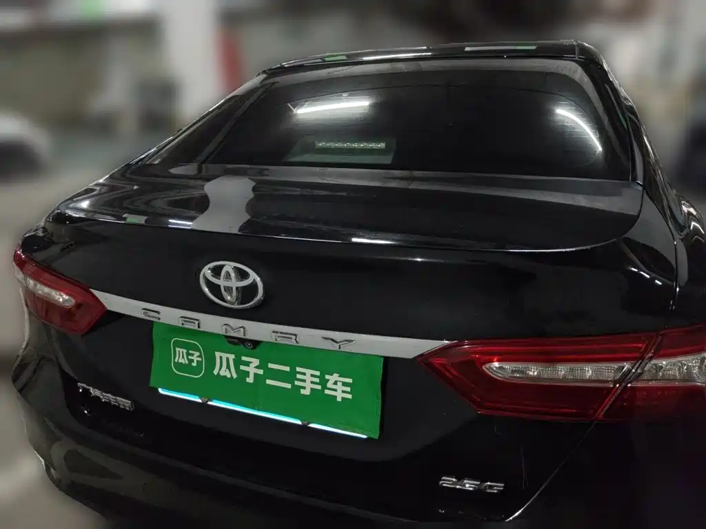 Toyota Camry 2019 — фото 3