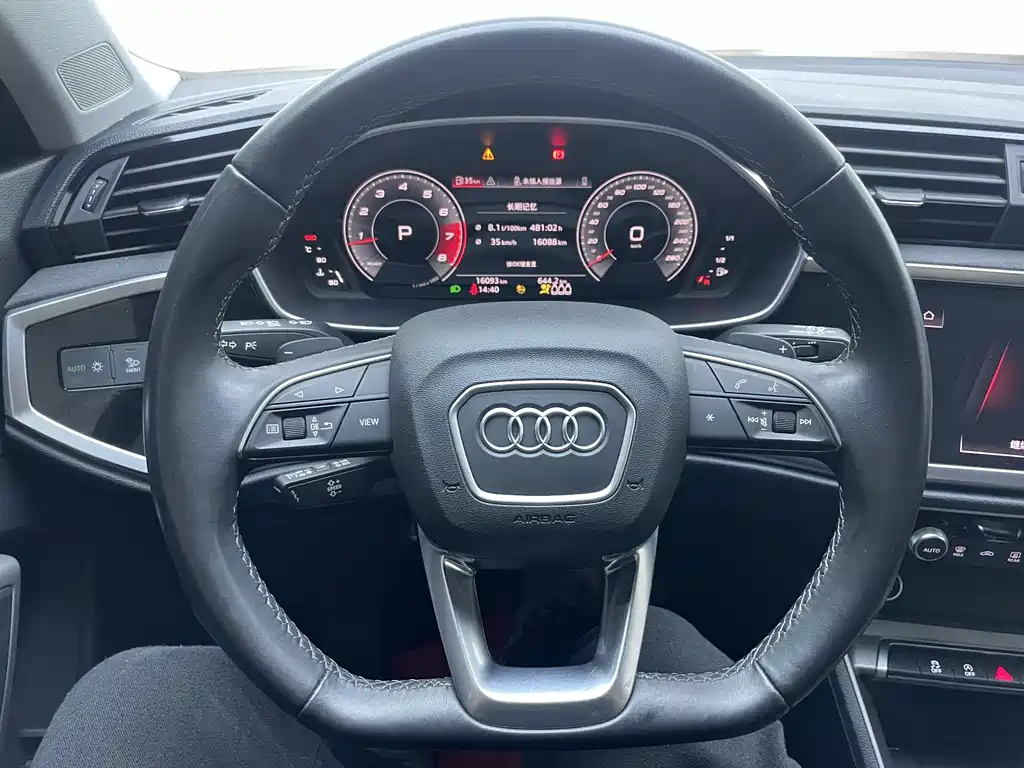 Audi Q3 2023 — фото 21