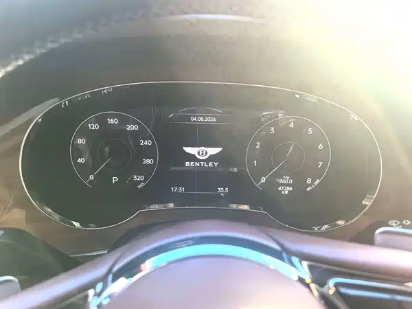 Bentley Bentayga 2021