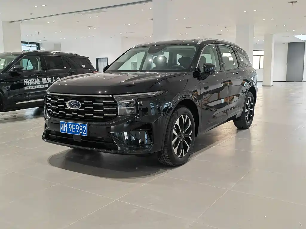 Ford Edge 2025