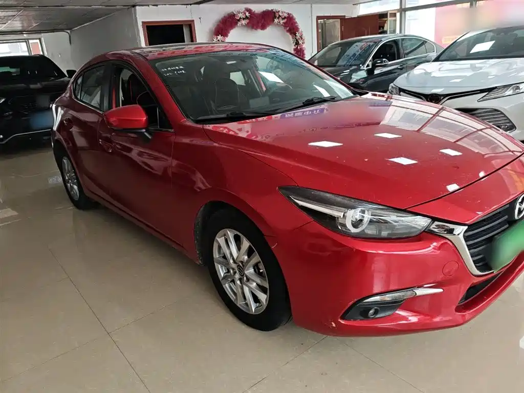 Mazda 3 Axela 2018 — фото 4