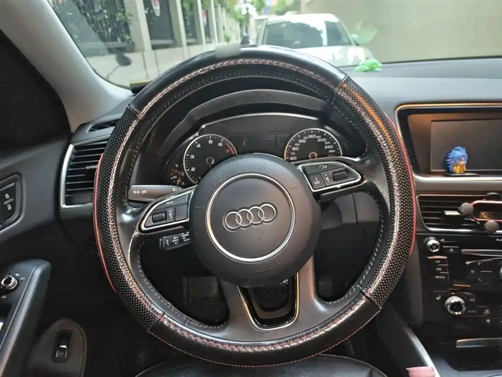 Audi Q5 2015 — фото 3