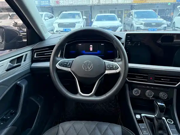 Volkswagen Sagitar 2023