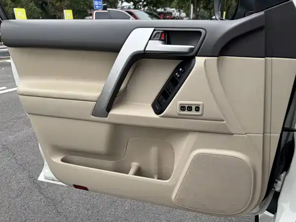 Toyota Prado 2020