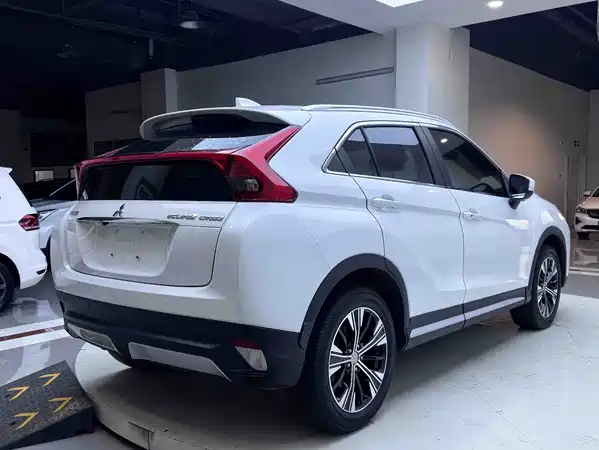 Mitsubishi Yige 2021