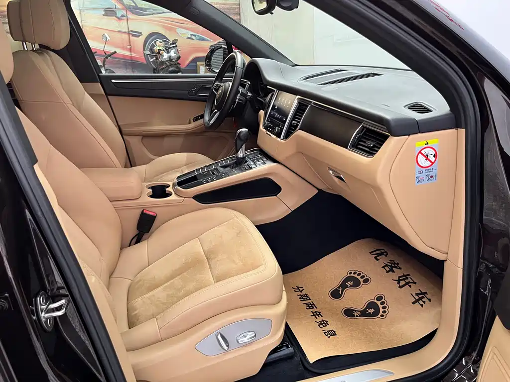 Porsche Macan 2016 — фото 11