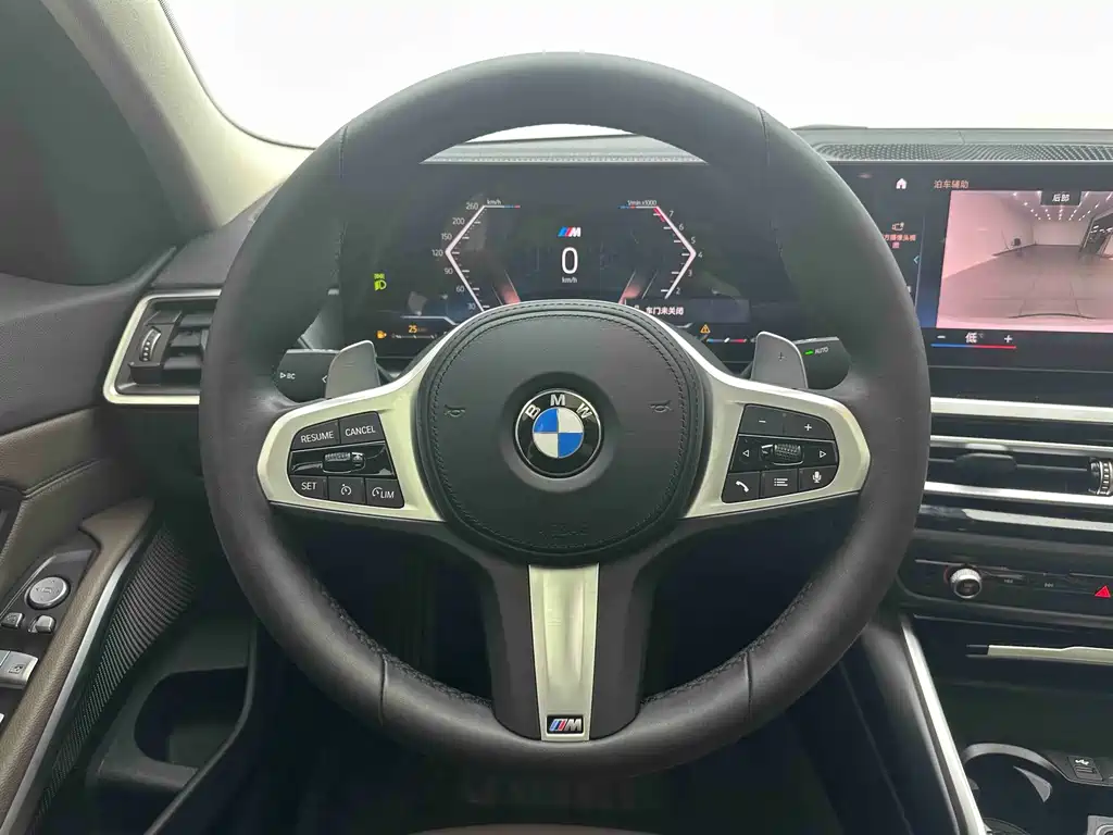 BMW 3 Series 2023 — фото 18