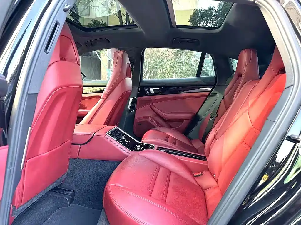 Porsche Panamera 2019 — фото 10