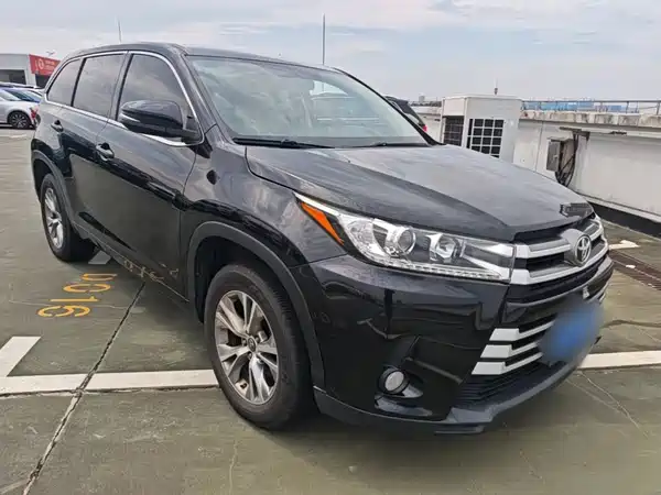 Toyota Highlander 2020
